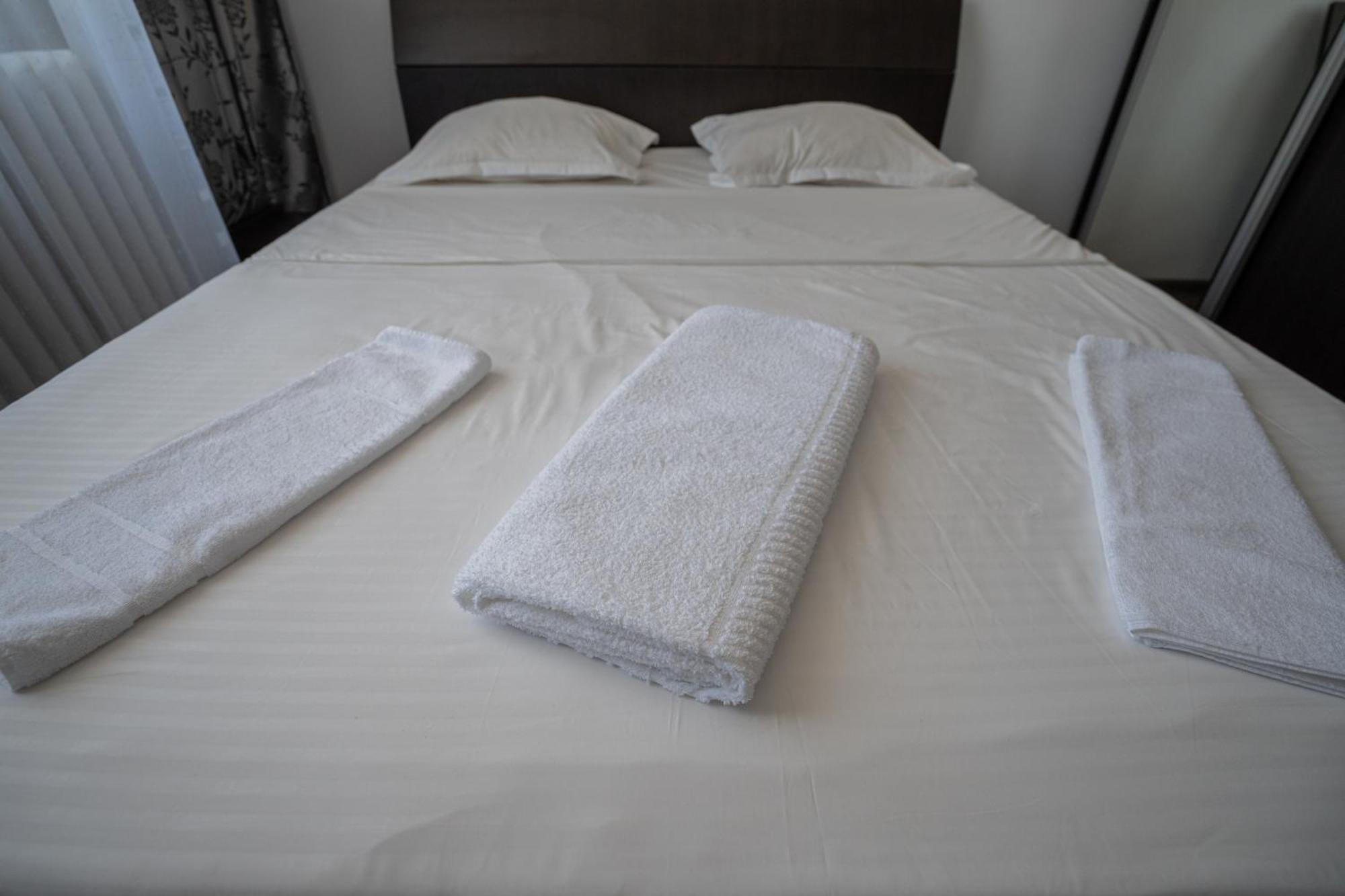 בוקרשט Apartament M & S מראה חיצוני תמונה