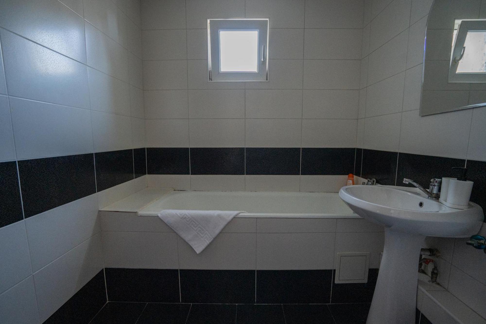 בוקרשט Apartament M & S מראה חיצוני תמונה